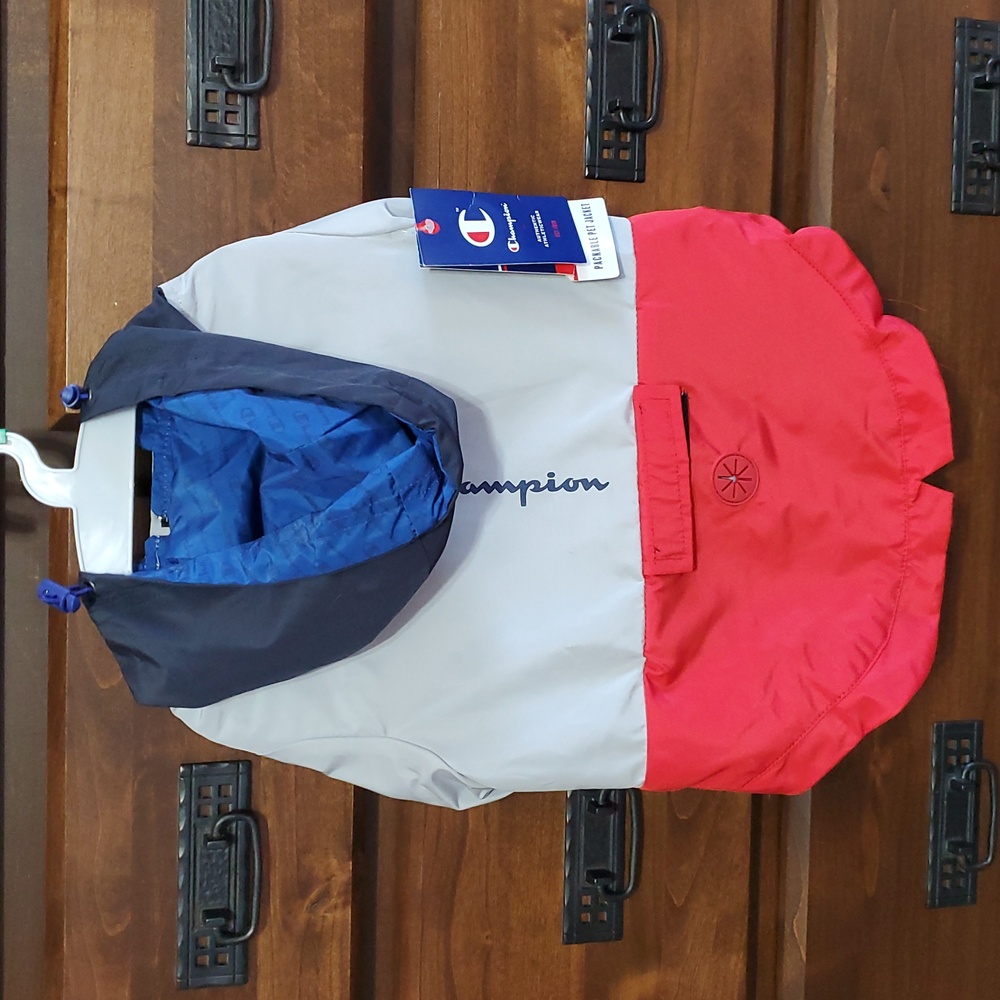 Champion packable windbreaker rain jacket for dogs size large